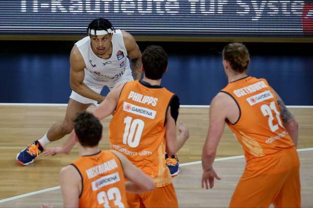 从媒体和公 从媒体和公